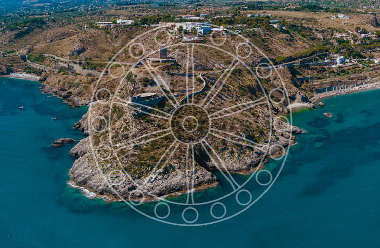 L’Ombelico di Venere e Torre Normanna
