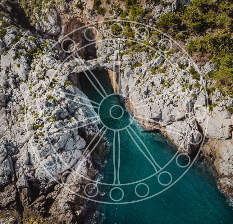 Arco Azzurro Mongerbino